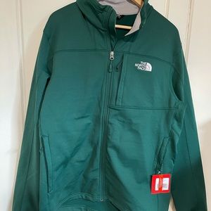 Men’s North Face Pullover - new with tags!